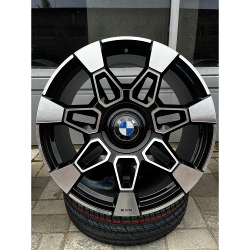 BMW NEW XM5 10x22 5*120 ET21 DIA66.6 Black Face Кованый