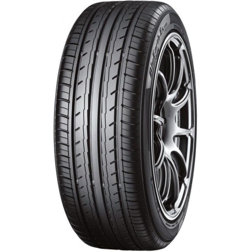 Фото автомобильной шины Yokohama BluEarth-Es ES32 235/45 R17 97V